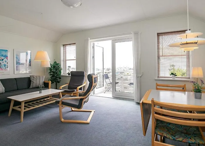 6 Person In Rudkobing-by Traum * Rudkøbing